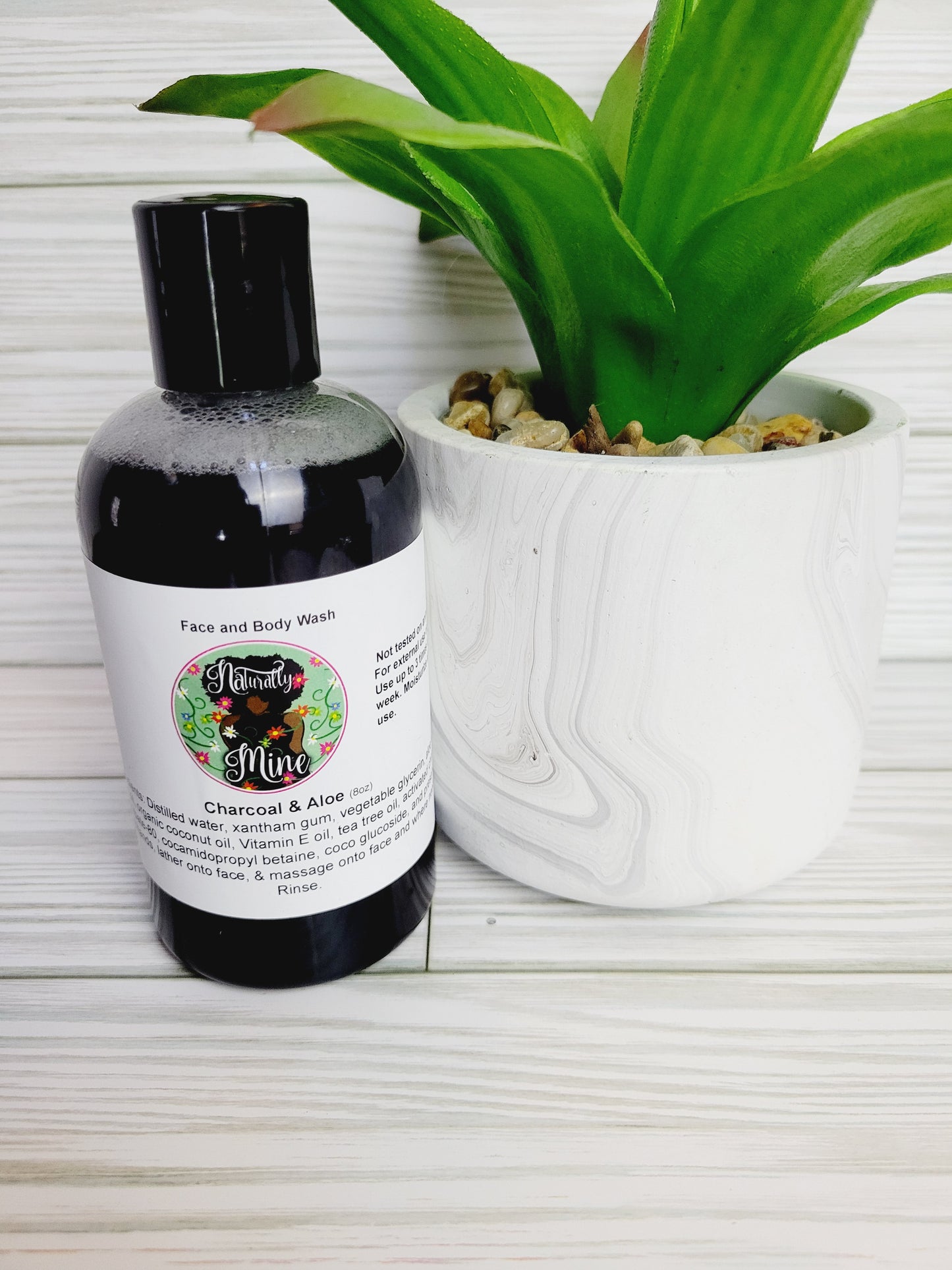 Charcoal & Tea Tree Facial Cleanser