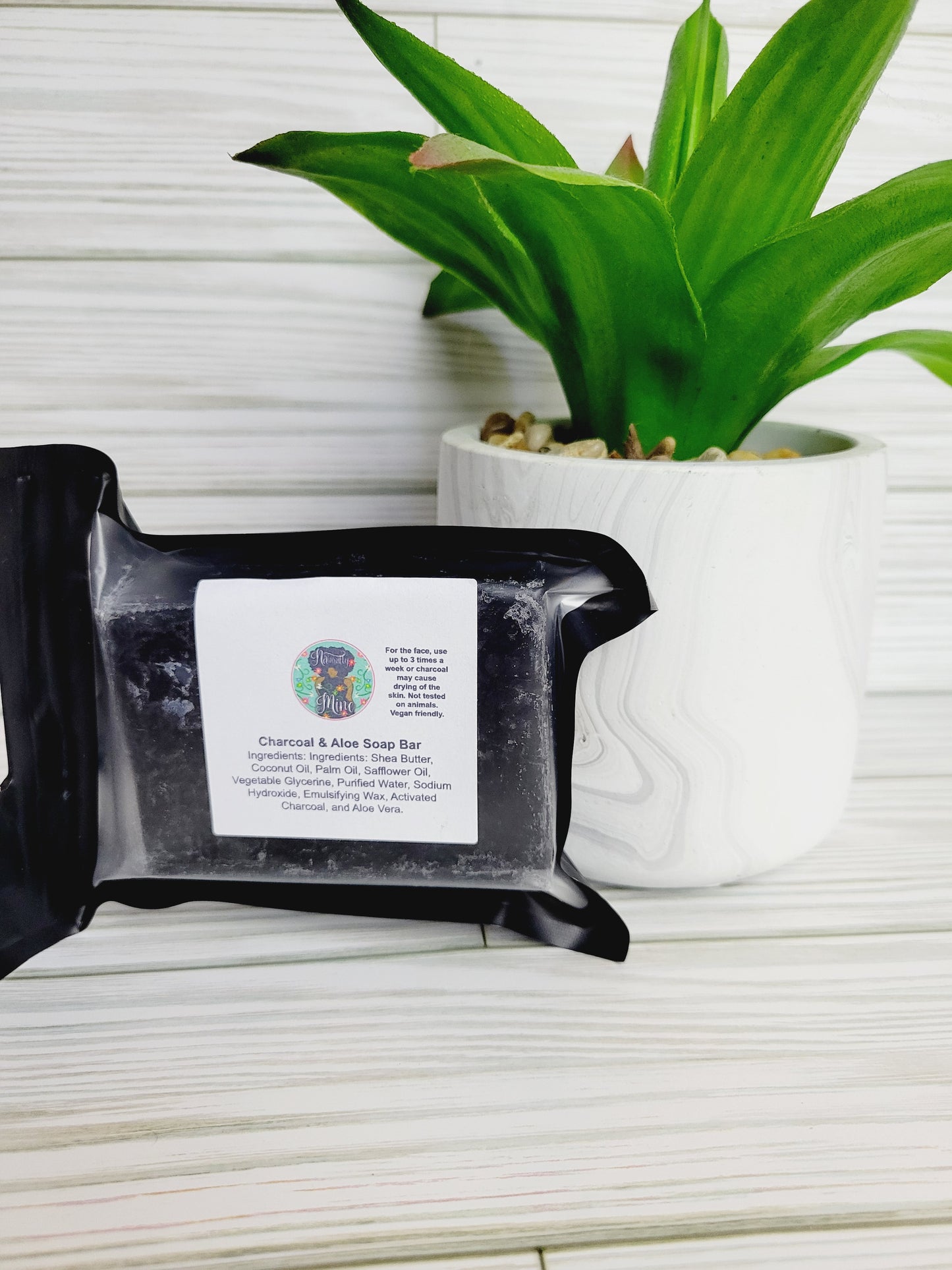 Charcoal & Aloe Body Bar